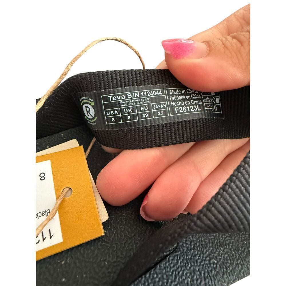 NWT Teva Women's Black Reflip Slip On Flip Flop Size 8 - Picture 8 of 9
